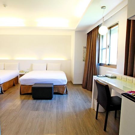 Taitung Yes Hotel Екстер'єр фото